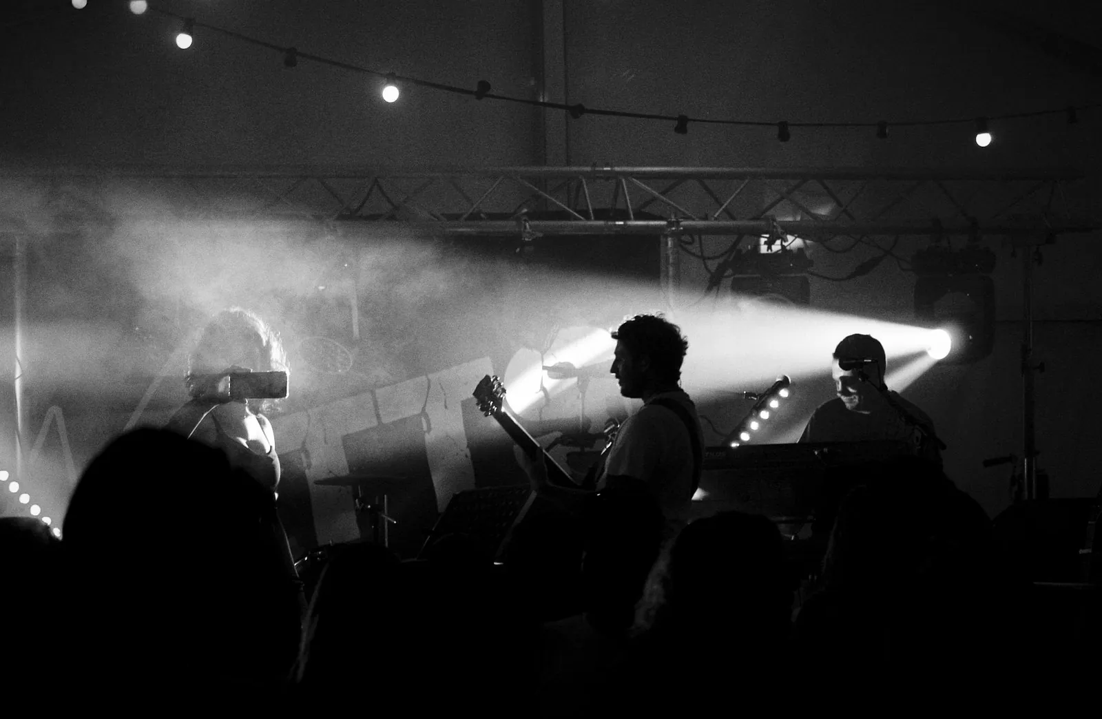 Watts Up au complet sur scène